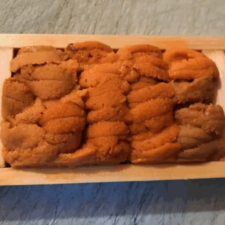 Fresh Uni Meat<BR>- Qty 5 Trays per order<BR>( GRADE AAA - AA Sea Urchin Meat )<BR>- each tray is 60 gram / 3.0 oz per tray